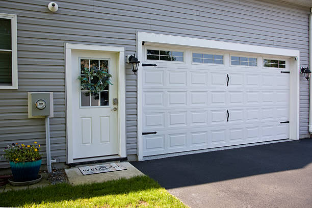 24/7 Emergency Garage Door Panel Replacement experts in New Eagle, PA